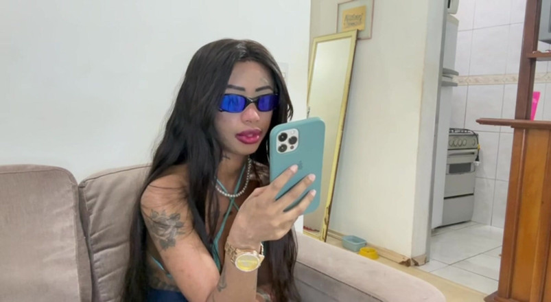 Mirellaoficialx: Kawan saya yang melihat saya membesar tidak mengawal dirinya dan...
