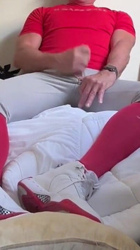 Alpha Baseball Playerjockdad87 jest na to znowu strzelanie jego Jock Cum w sprzęt baseballowy