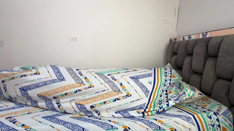 Manolito sex: Pequeño Enano Cachondo De Enorme Verga Se Confunde Y Termina...