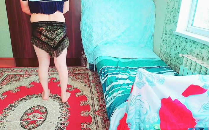 Kitty_Cross: Bootylicious Crossdresser: Třese mým velkým, krásným zadkem ve stylu!