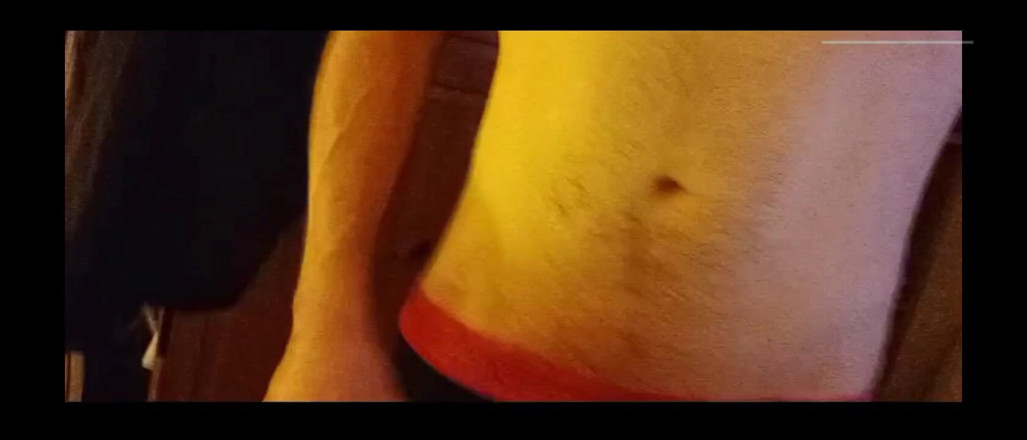 Giggity productions: Joggers, Il mio cazzo grosso in biancheria intima contrassegnata presborra!