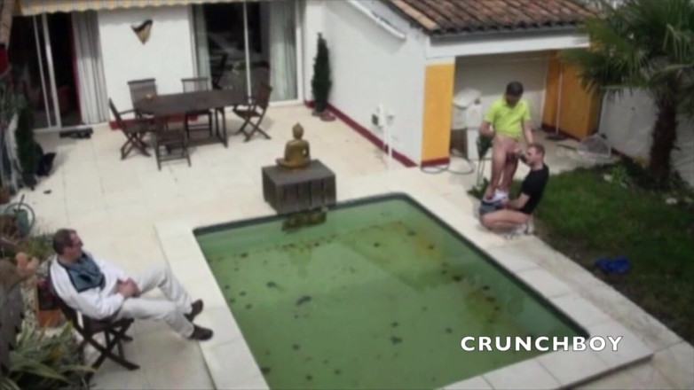 Crunch Boy: 两个twks做爱，一个爸爸变态看着他们