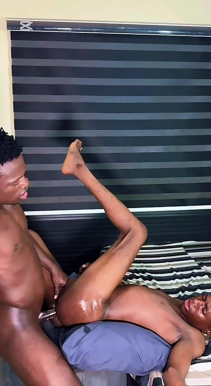 BLACKSHOOTERR: Long Sexe Torride Avec Lui À La Maison