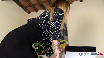 Best Nylon Feet Videos: Sexy blonde on her desk