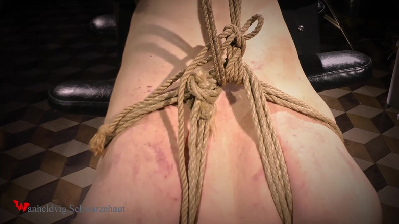 Wanheldvig: Stud Asia terikat jute terikat songsang - Lilitan lindungan panas &amp; pantat...