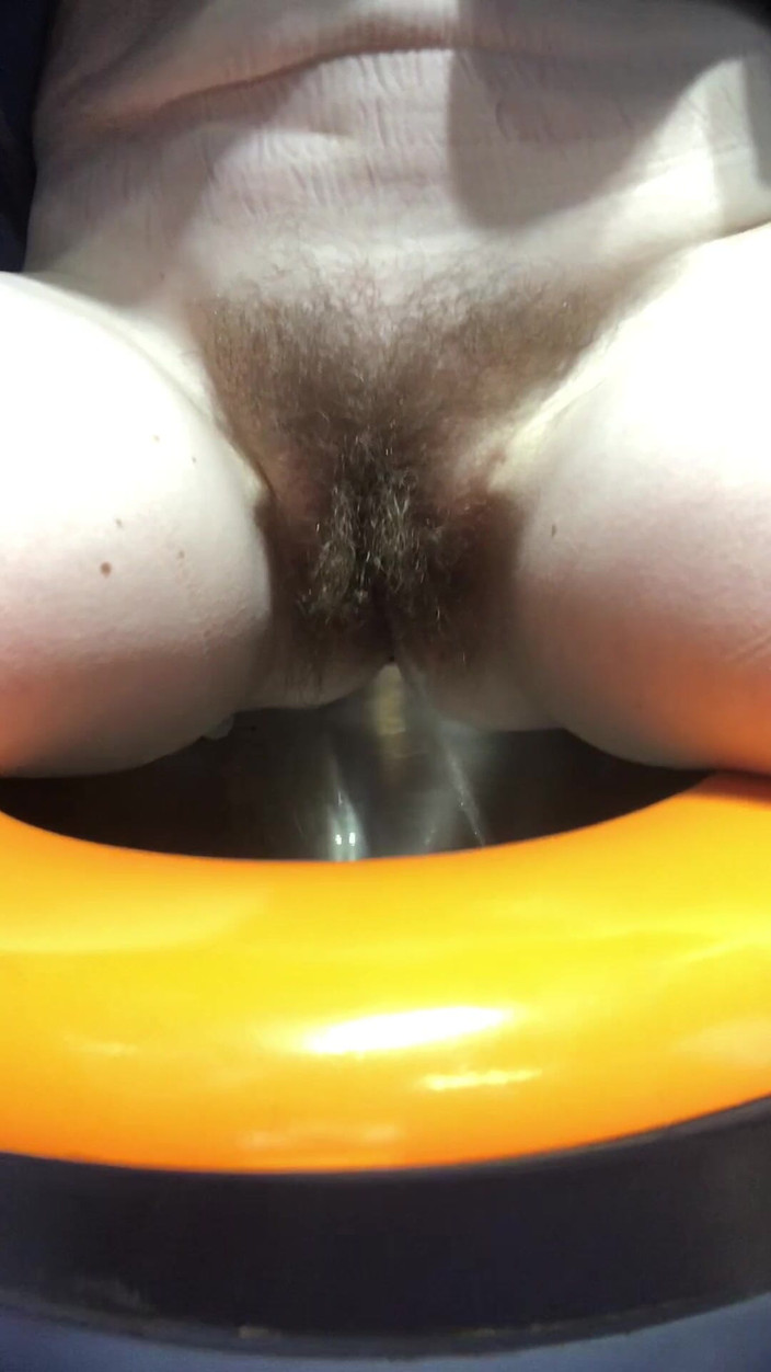 Pissing Paradise: Choo-choo Xixi