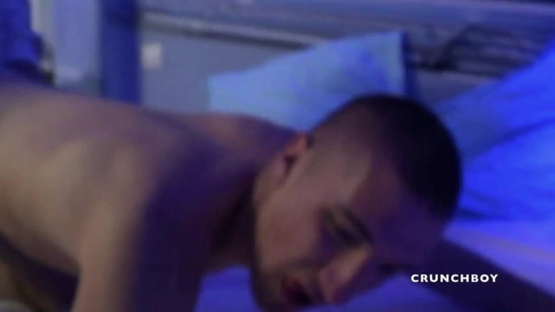 Crunch Boy: Matt Kenedy ki Kader dvara chudaee, shirsh pramukh arab sidhe...