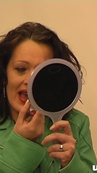 Backstage: in the Studio with Lea Blow
