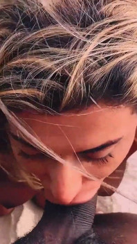 Sexo en la playa - BBC y rubia