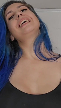 Suce une bite pour ton intimidateur