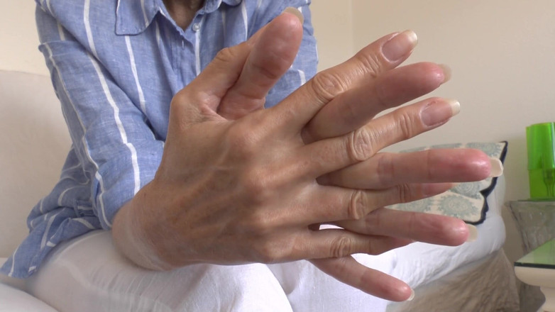Lady Victoria Valente: Elegant Summer Hands, Presented by Lady Victoria Valente