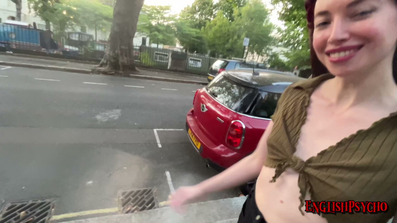 English Psycho: Sasha de sade booty beni prezervatifsiz aradı