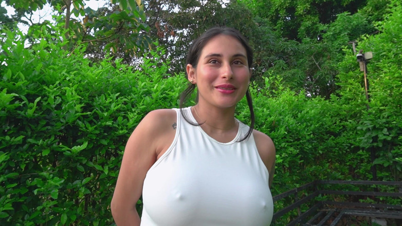 Jenifer Play: Herausforderung in Einem Park, Schwangere Frau Stimmt Zu, Gegen Geld...
