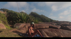 Nati Roza: Melancap di Pantai