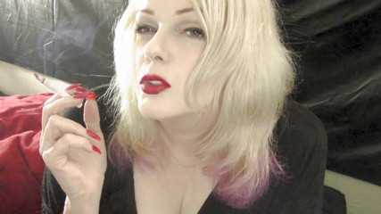 Smoke Temptress Annie Vox - Smoking Fetish: Chainsmoking 120'ler
