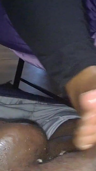 SSBBW New Orleans Finest Jackie rozmiar 10 stóp zostaje wciągnięta z jej wybuchową footjob