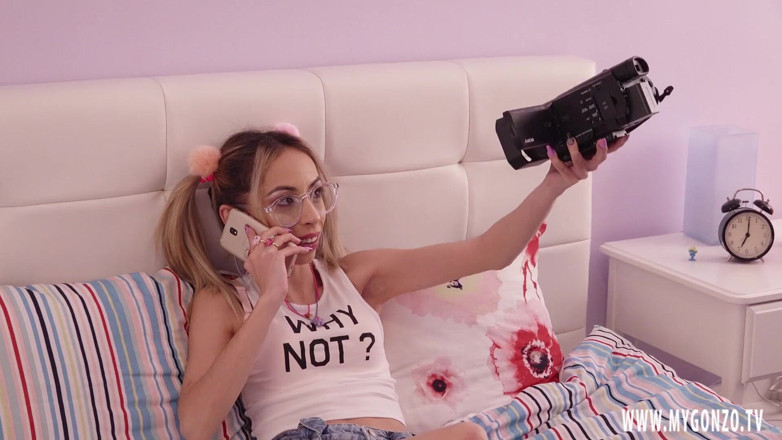 MyGonzoTV: myGonzo.tv - la sua prima clip porno di sempre: The Candie...