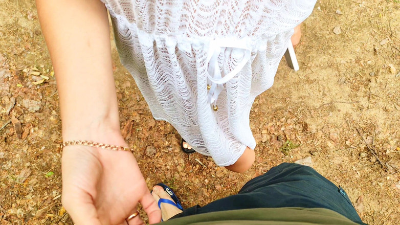 S-Wife Katy: Vdaná MILFka zaostala za skupinou turistů a chtěla být ošukaná...