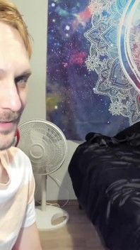 TracyD clit sucker vibe unboxing and masturbation