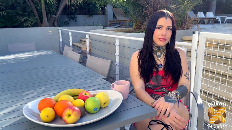 Porno Baguette: Laeticia, a Strong Personality Within a Beautiful Body!