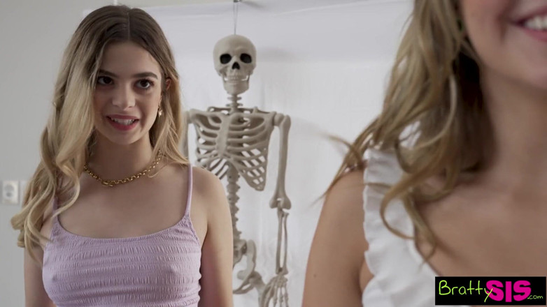 BrattySis: This Halloween My Stepsis Jumped My Bones
