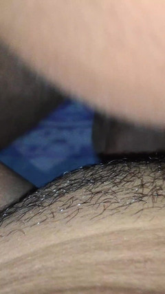 Adom: मेरी सौतेली बहन के साथ कमरा साझा करें
