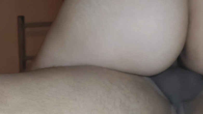 Theblackxxx: 침대에서 부자 라티나를 타고.
