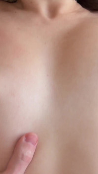 Raw Morning POV : ma demi-sœur étroite se fait baiser si fort que j’ai à peine tenu mon sperme