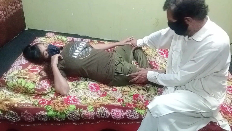 MehwishButt: 定期检查阴户