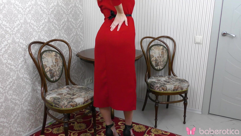 Baberotica: ロシア人モデルのミス・シエル・ルサージュは史上最高のおっぱいを持っています!