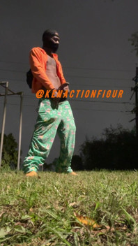 Kenactionfigur Busting a Big Ass Nut Outside the Trap House