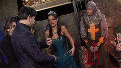 Thot Factory: बड़े स्तनों वाली लड़कियों का लम्बे लंड वाले दोस्तों के साथ जोरदार नंगा नाच