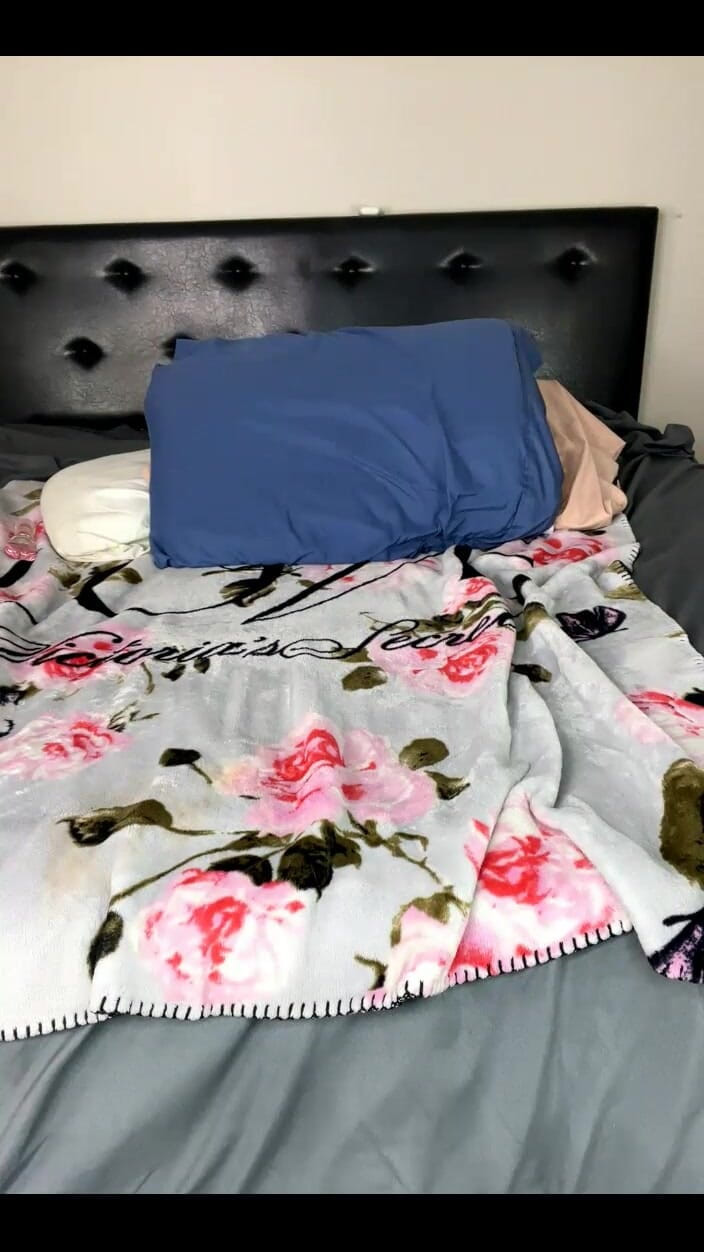 Spoiledprincessxx: Dildo scopando all'orgasmo