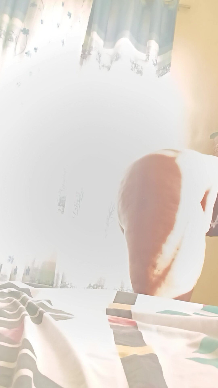 stacymarks: 坐在他的脸上