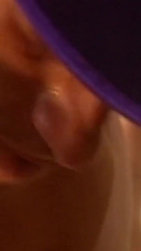 MILF 슬럿이 격렬하게 섹스하다