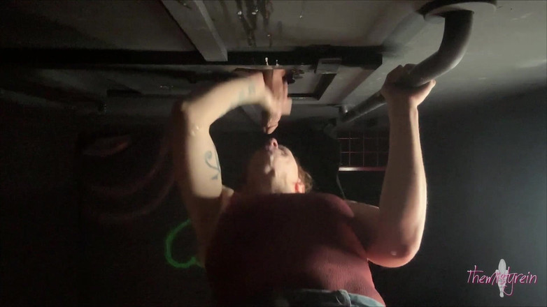 Themistyrein: Misty går till ett glory hole för första gången