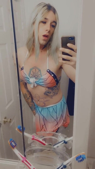 CarmenMelatonin: seksi svimsoot randi