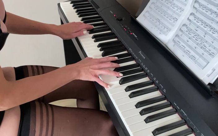 Mistress Mary: मालकिन Mary द्वारा Moonlight Sonata