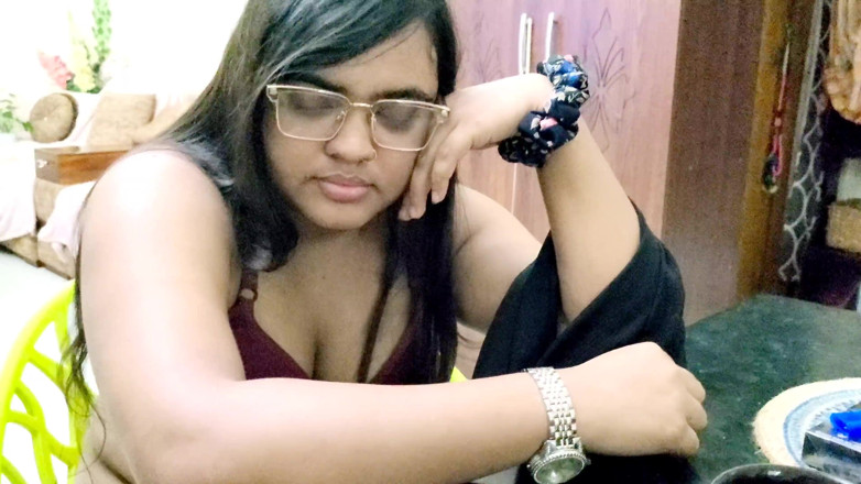 Nadiyaxxx02: Devor y bhabhi secretamente se llevan a casa y satisfacen...
