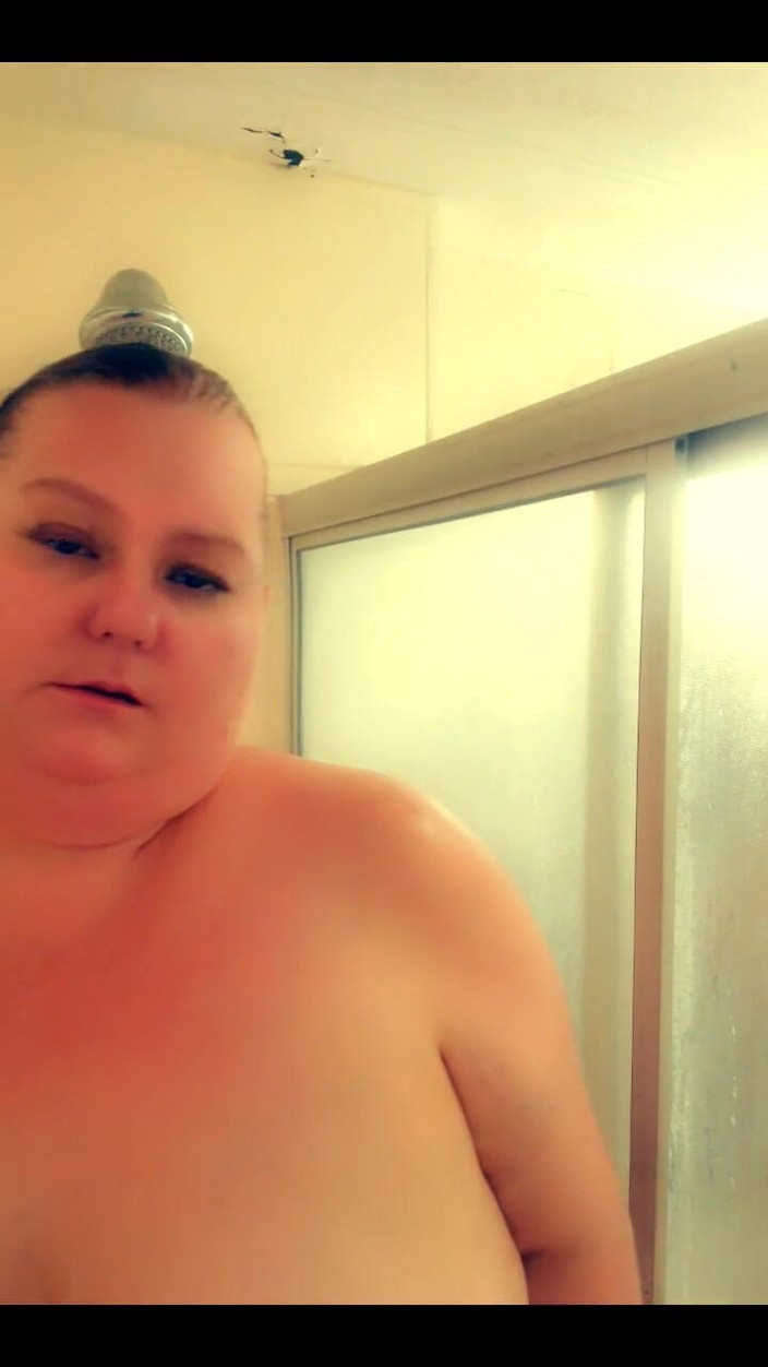 Misssunshinevip: Веселощі в душі.