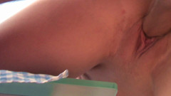 Very hot hardcore: Roztomilá ruská brunetka šuká hluboko do anální díry