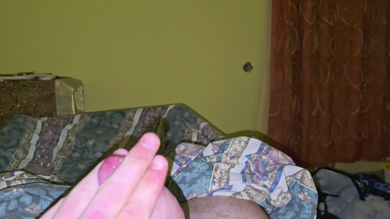 TedyxXx: Sert bir yarak beni sabah uyandırdı!