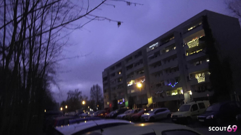 Scout69: Німецьку блондинку Лізу підчепили і поспілкувалися з ризикованим трахом в машині в громадському місці