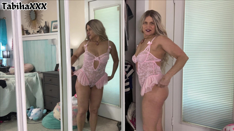 TabithaXXX: Sexy dessous anprobieren teil 3 - Mai 2026