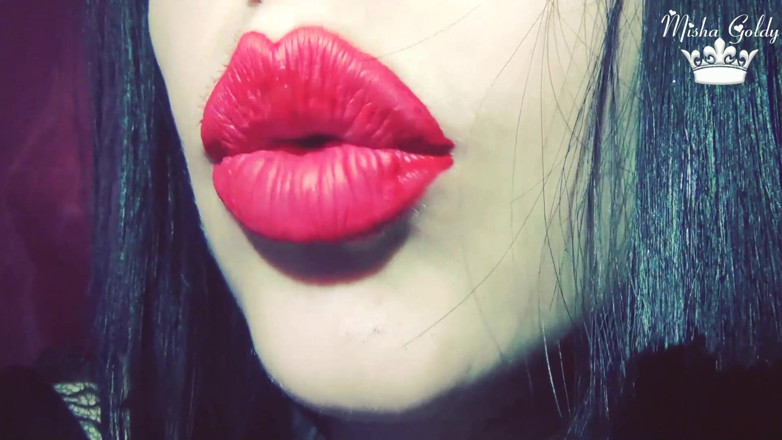 Goddess Misha Goldy: Rose lipstick आपकी कमजोर जगह है