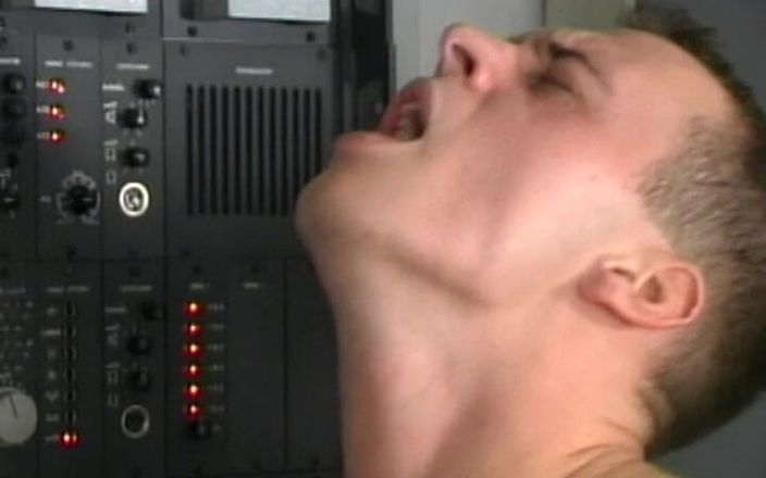 Gay 90's Vintage Porn: Pogrubiona męska eksploracja ciała # 8
