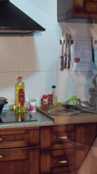 Memasak Seksi Denganku