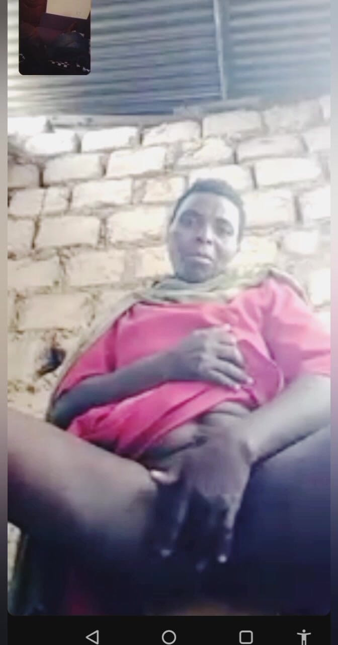 Me and my new slut: Hadzabe tribù donna matura si masturba con ragazzo, Hadzabe vs...