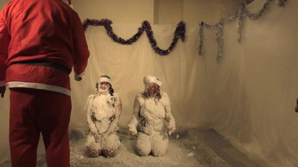 Gunked up girls: Christmas elves Lola and Jodie snow