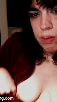Melinah Boob esibizionista
